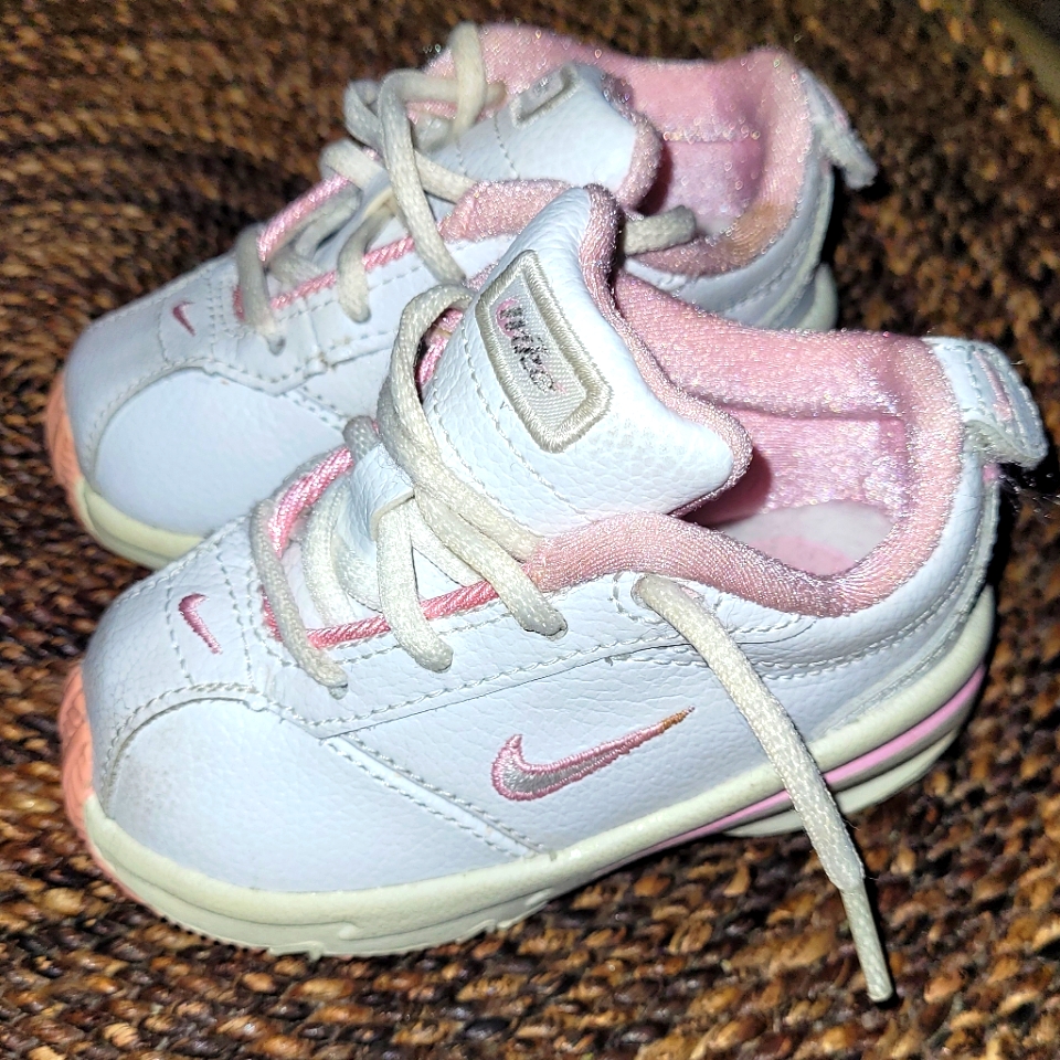 Nike 4c Nike Shoes 4 Nike Toddler Shoes Nike 4c Sneaker Nike 4c Pink  White